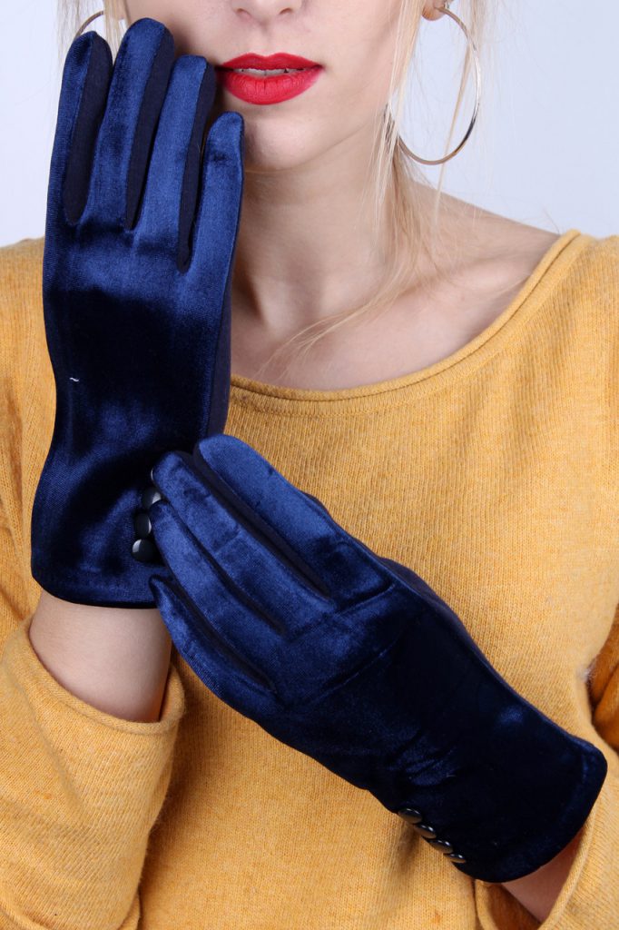 gloves 682x1024 - Accessories every woman should have in her wardrobe