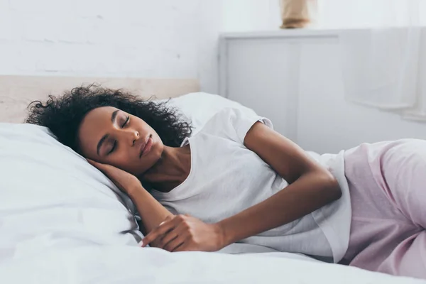 healthy sleep - How to look beautiful naturally everyday