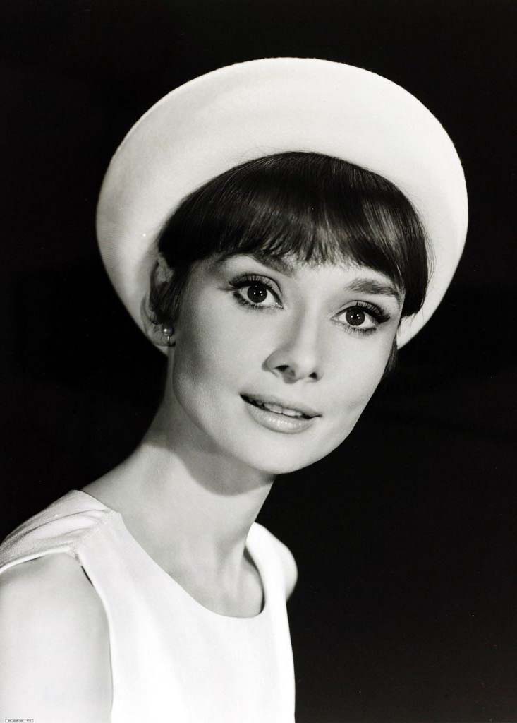 Audrey Hepburn - 18 most stunning women in the world